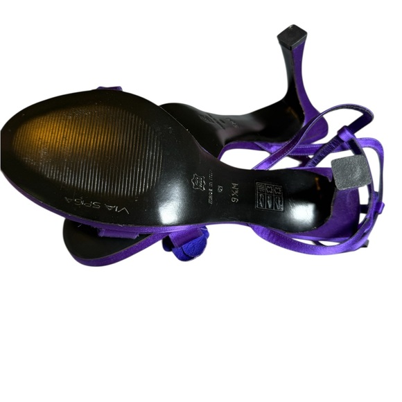 Via Spiga Purple Satin Floral Accent Slingback Heels - Picture 4 of 5